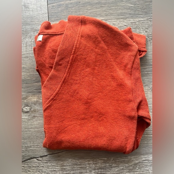 Orvis Burnt Orange V-Neck Sweater, Women’s Size S - Picture 4 of 13